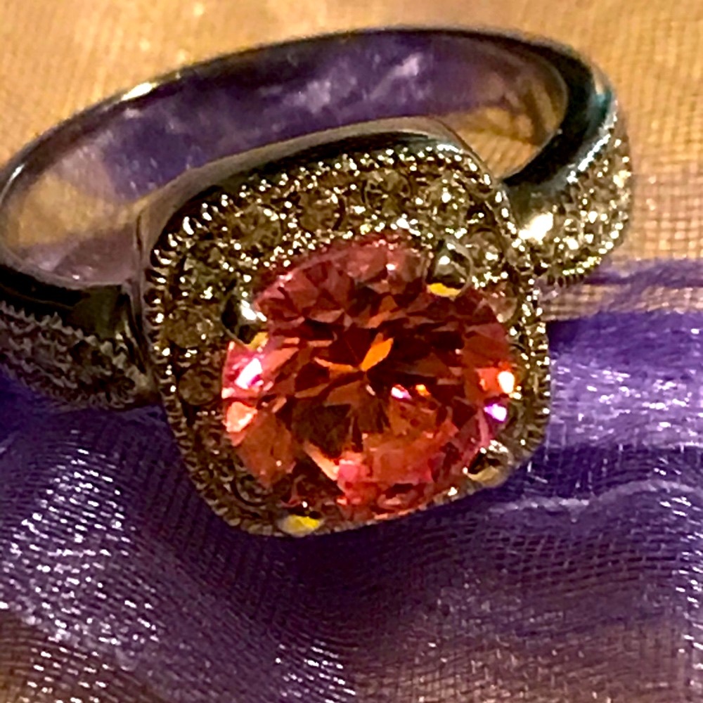 Size 9 Ring - image 1